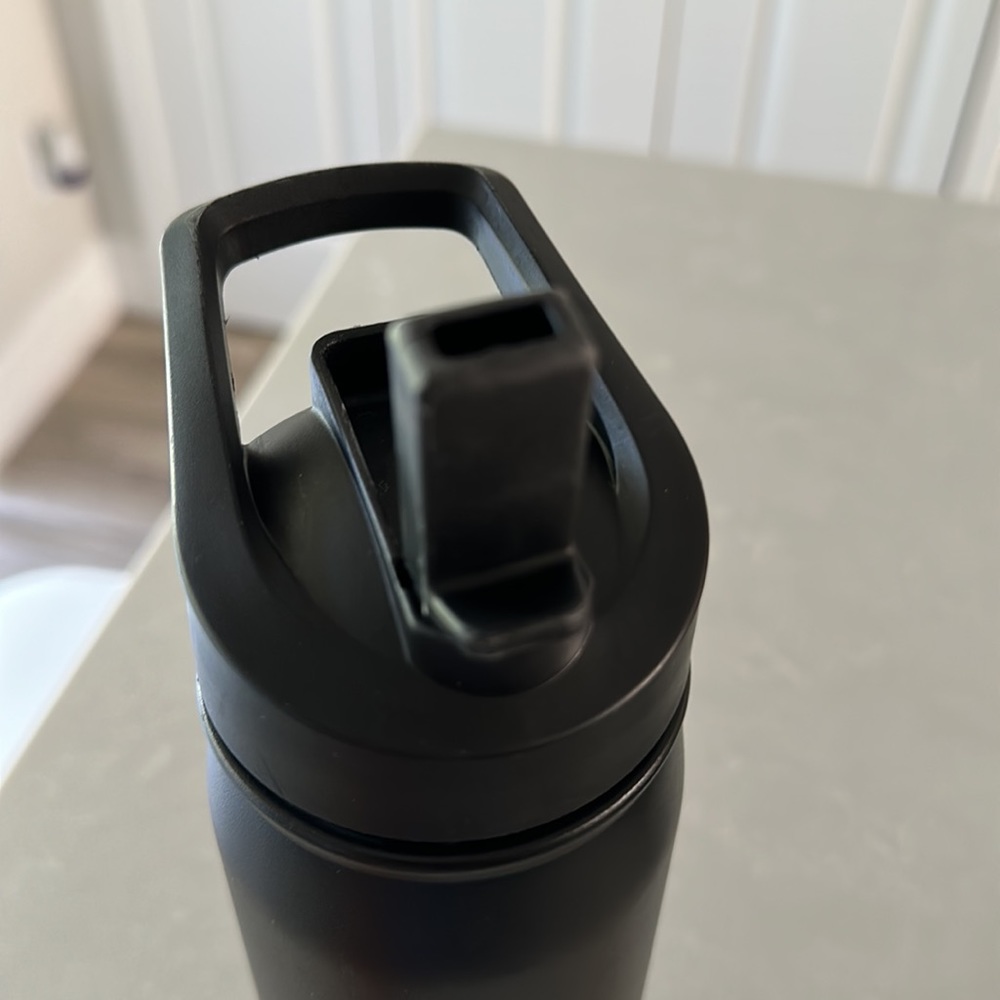 Adidas Water Bottle 24oz - Picture 5 of 6